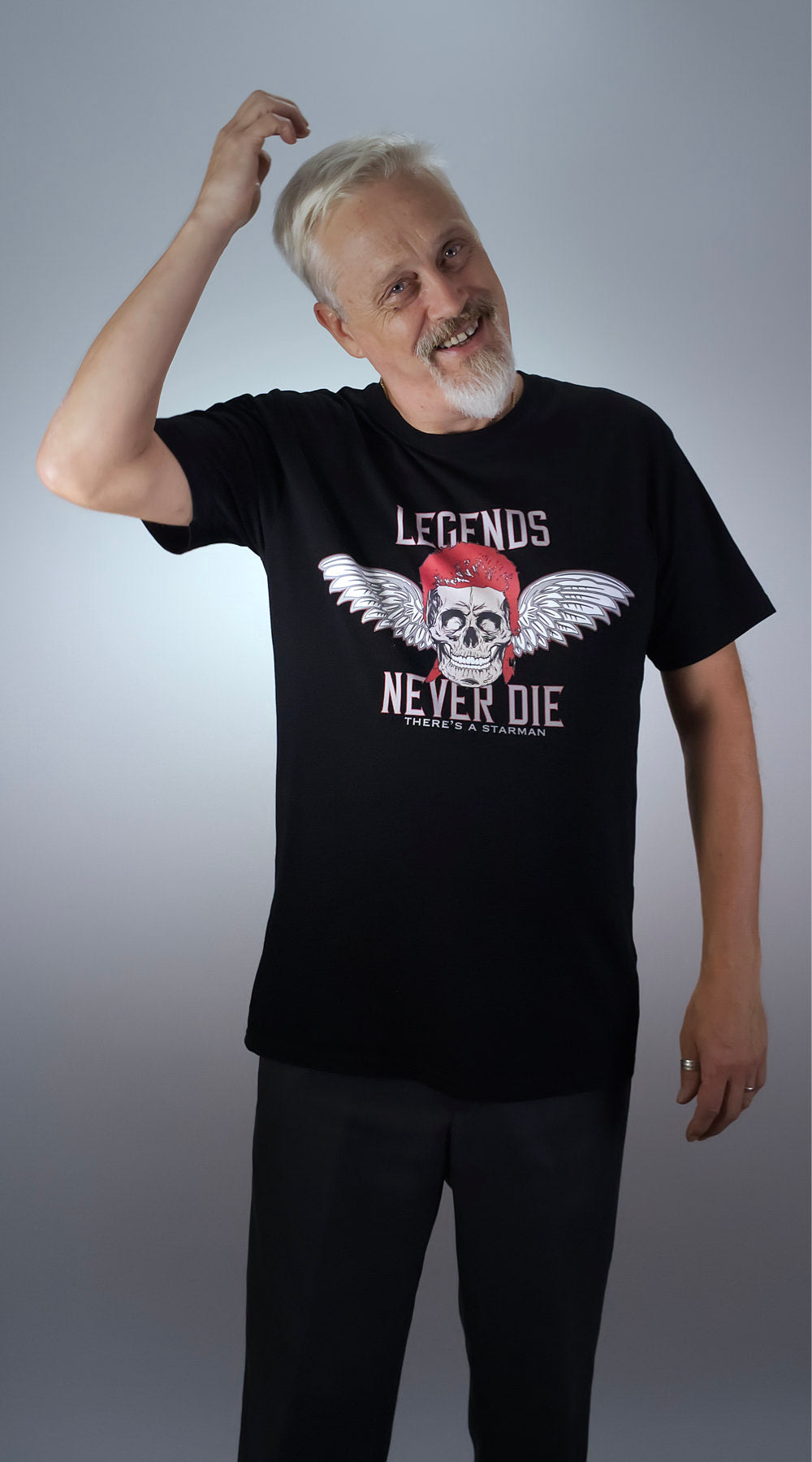 Men's black Art-Shirt 'Legends Never Die - David Bowie' by Steven Fellowes, GOTS certified organic cotton